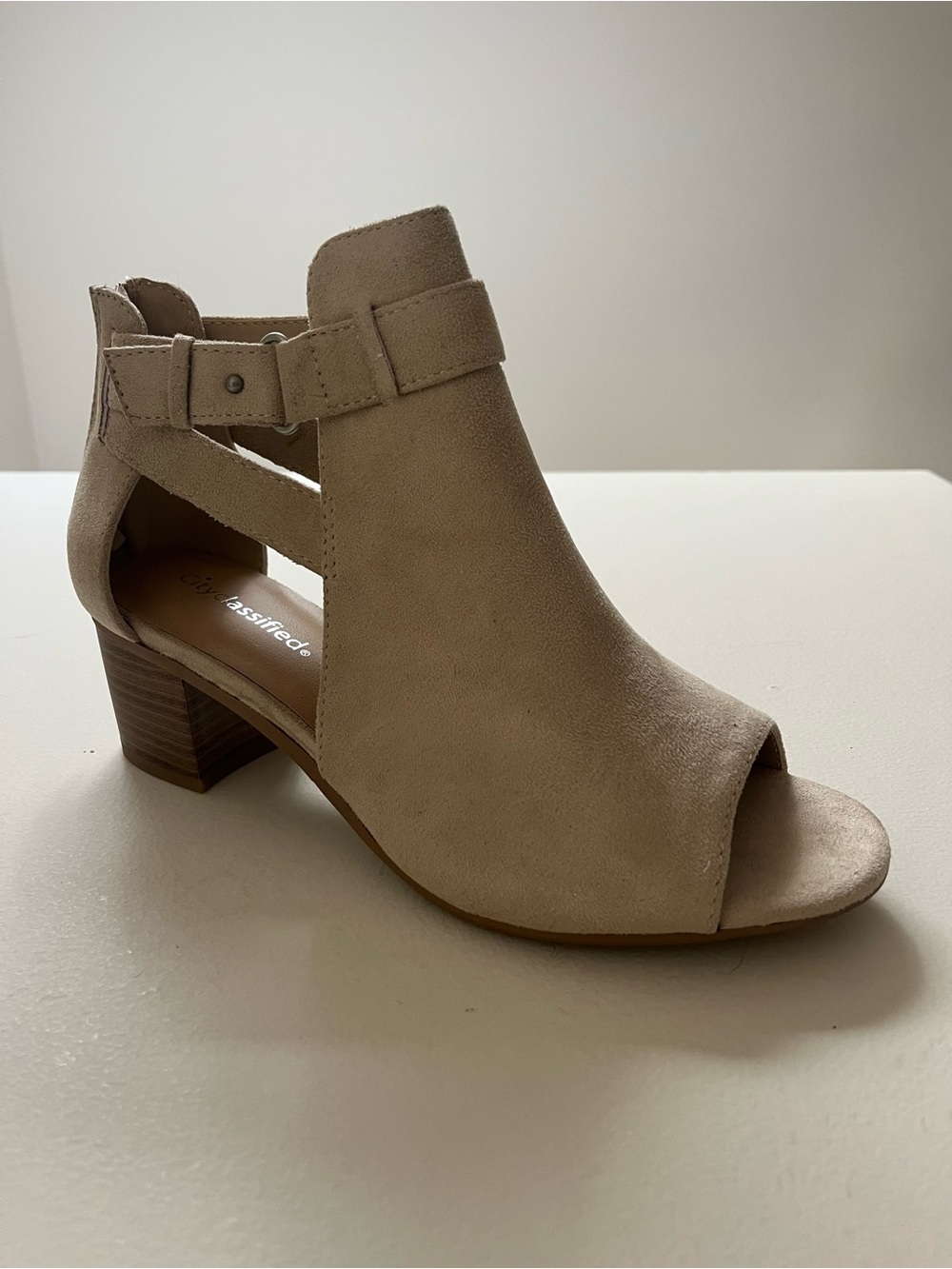 Cityclassified Taupe Open-Toe Suede Block Heel Sandal